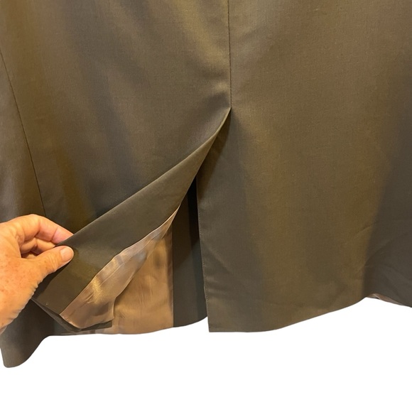 CHAPS suit coat sports jacket taupe color wool large. Beautiful lining - Picture 3 of 8